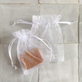 Organza Zakjes Medium 9x12cm bij aankoop van 3 amber blokjes 1 gratis